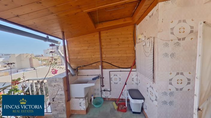 Image No.4-3 Bed Property for sale