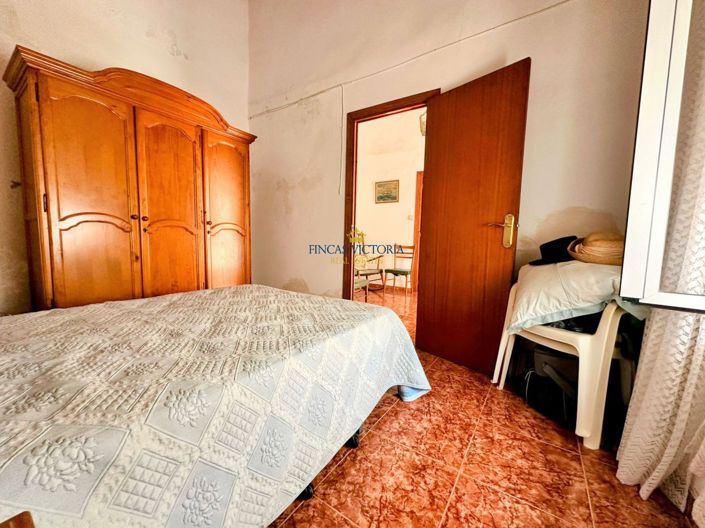 Image No.14-3 Bed Property for sale