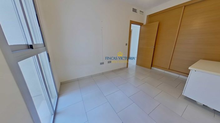 Image No.31-3 Bed Flat for sale