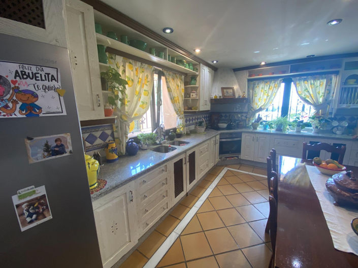 Image No.17-4 Bed Villa for sale