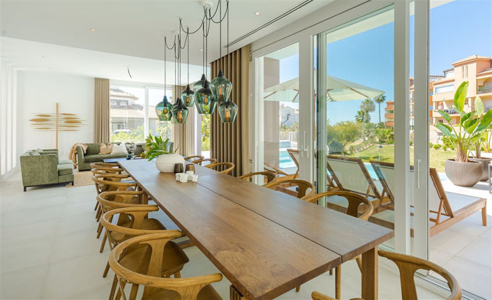 Image No.21-9 Bed Villa for sale