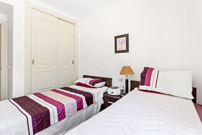 Image No.24-3 Bed Apartment for sale