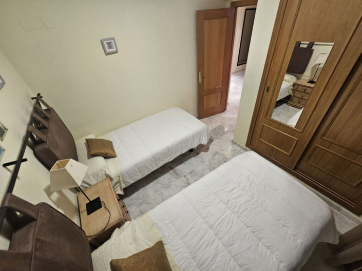 Image No.20-3 Bed Apartment for sale