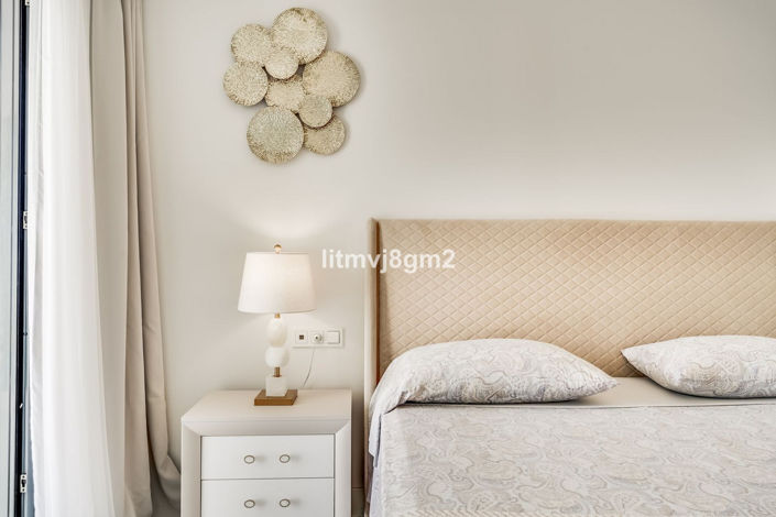 Image No.24-3 Bed Apartment for sale