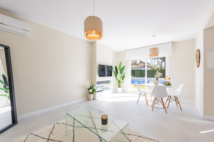 Image No.12-2 Bed Apartment for sale