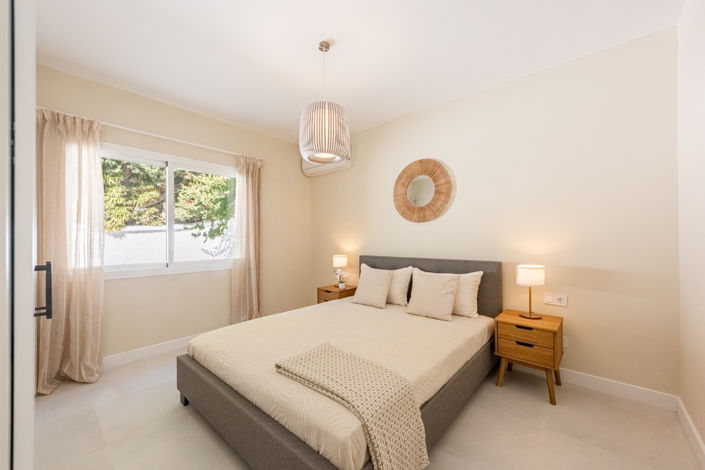 Image No.19-2 Bed Apartment for sale