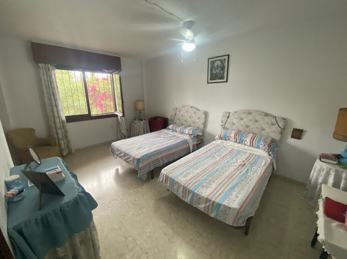 Image No.29-3 Bed Villa for sale