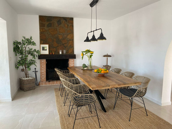 Image No.11-4 Bed Villa for sale