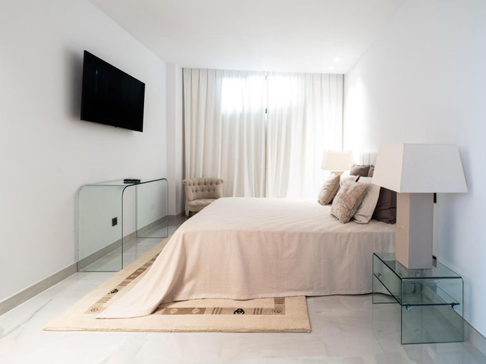 Image No.27-4 Bed Villa for sale