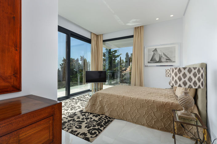 Image No.28-4 Bed Villa for sale