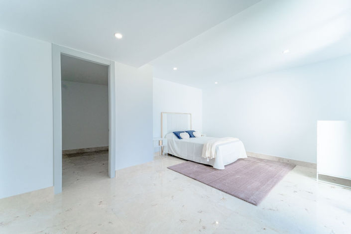 Image No.32-6 Bed Villa for sale