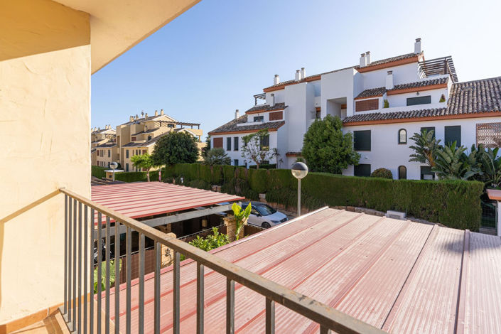 Image No.3-3 Bed Townhouse for sale