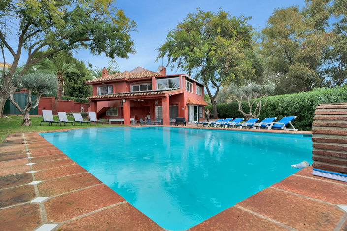 Image No.12-6 Bed Villa for sale