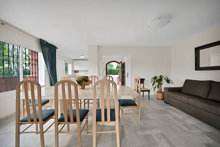 Image No.24-6 Bed Villa for sale