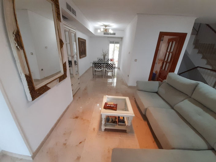 Image No.14-3 Bed Townhouse for sale