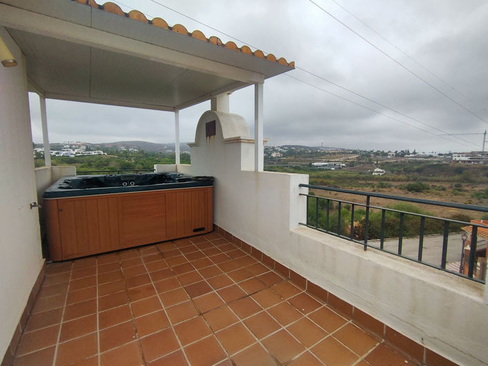 Image No.2-4 Bed Townhouse for sale