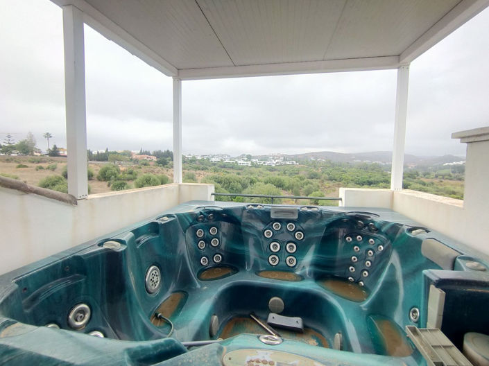 Image No.4-4 Bed Townhouse for sale