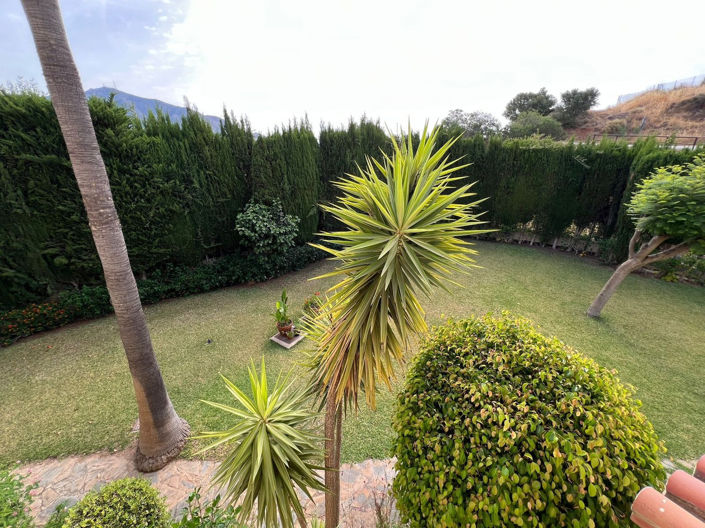 Image No.4-4 Bed Villa for sale