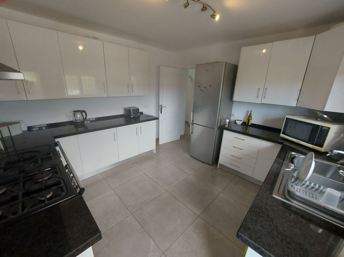 Image No.19-4 Bed Villa for sale