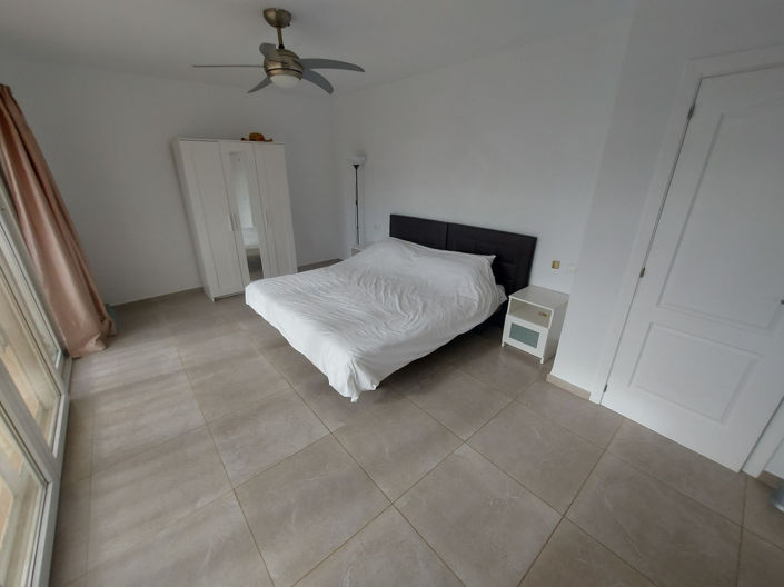 Image No.25-4 Bed Villa for sale