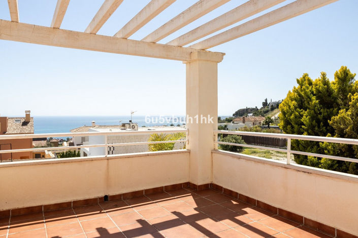 Image No.19-3 Bed Villa for sale