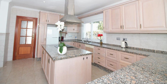 Image No.24-Villa de 10 chambres à vendre à El Paraiso