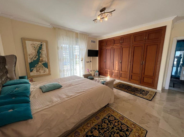 Image No.29-Villa de 10 chambres à vendre à El Paraiso