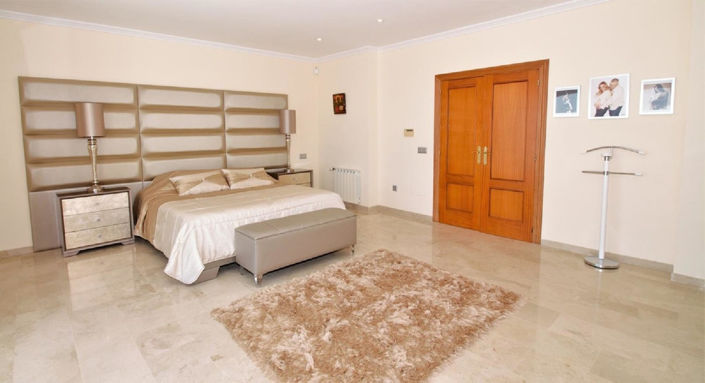 Image No.31-Villa de 10 chambres à vendre à El Paraiso