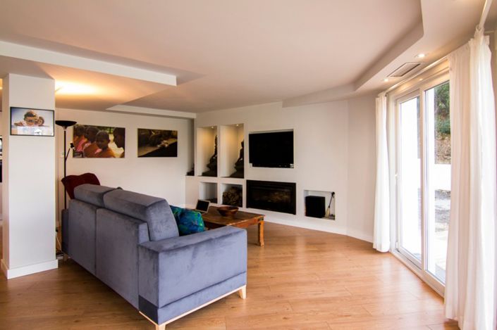 Image No.9-3 Bed Villa for sale