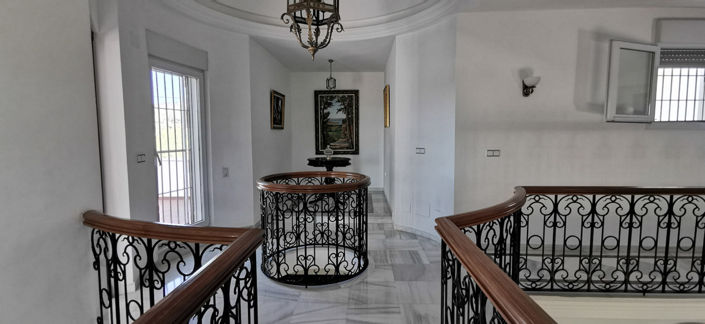 Image No.18-5 Bed Villa for sale