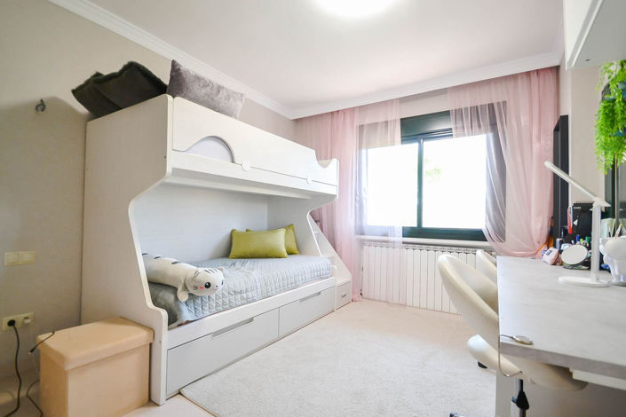 Image No.24-3 Bed Penthouse for sale