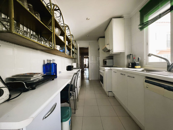 Image No.37-2 Bed Apartment for sale