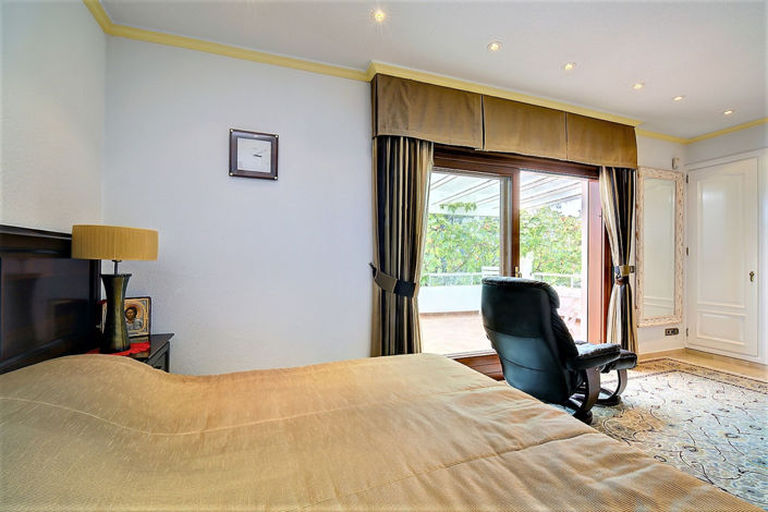 Image No.20-5 Bed Villa for sale