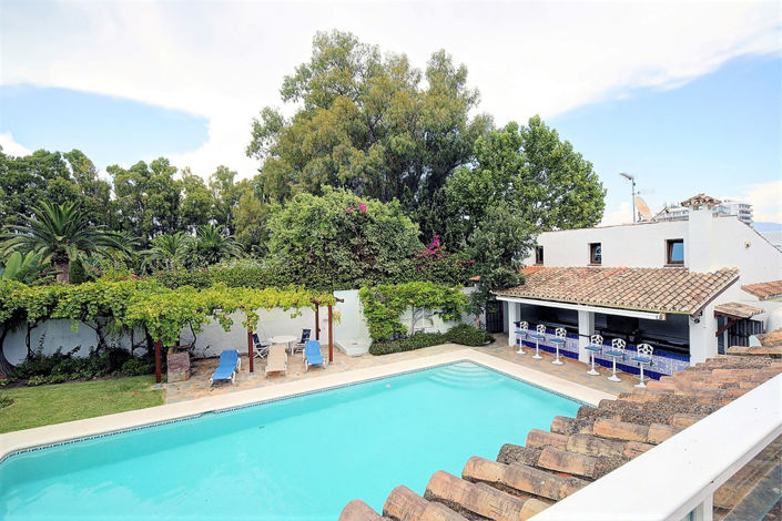 Image No.3-5 Bed Villa for sale