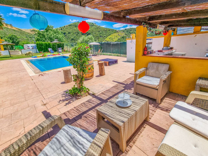 Image No.2-Finca de 3 chambres à vendre à Casares