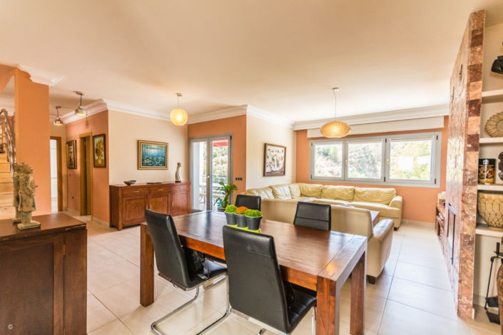 Image No.20-5 Bed Villa for sale