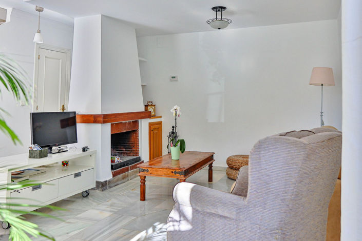 Image No.16-4 Bed Townhouse for sale