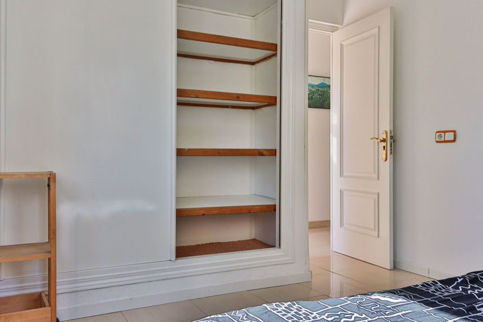 Image No.22-4 Bed Townhouse for sale