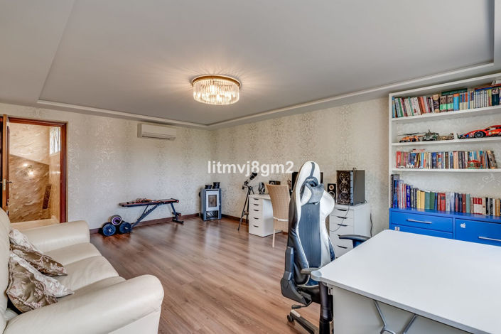 Image No.10-4 Bed Villa for sale