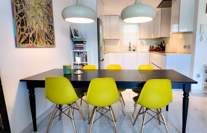 Image No.10-3 Bed Apartment for sale