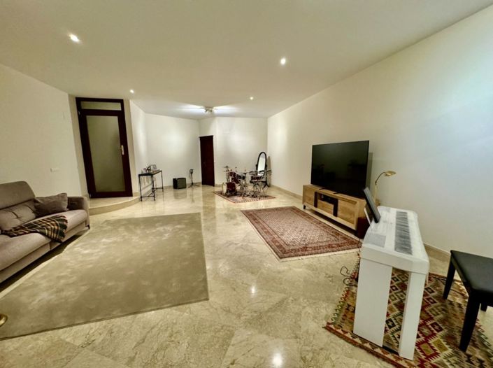 Image No.14-3 Bed Duplex for sale