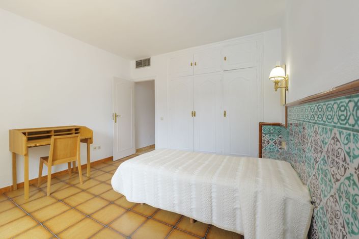 Image No.22-3 Bed Villa for sale