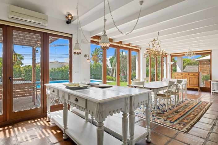 Image No.10-Villa de 6 chambres à vendre à Marbesa