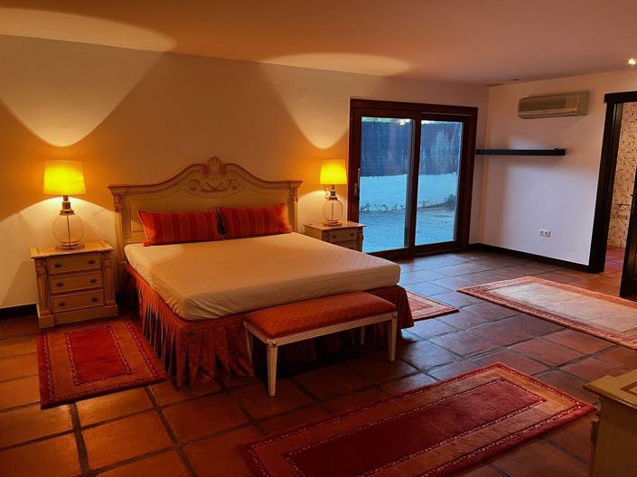 Image No.17-Villa de 6 chambres à vendre à Marbesa