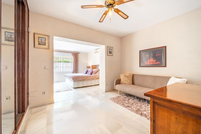 Image No.14-Villa de 4 chambres à vendre à El Rosario