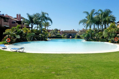 s1mavld3kqb1-7980e48d732b6fc85c14b43b94d2aa54