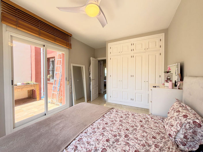 Image No.22-3 Bed Townhouse for sale