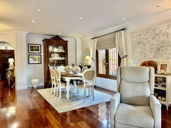 Image No.27-5 Bed Villa for sale