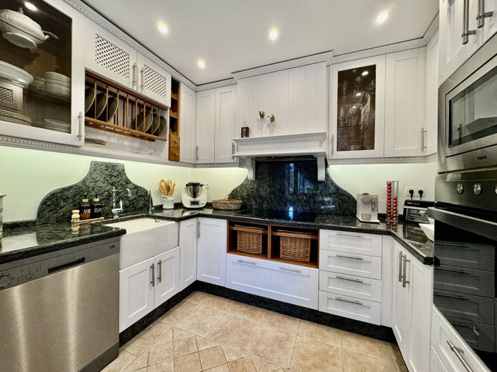 Image No.33-5 Bed Villa for sale