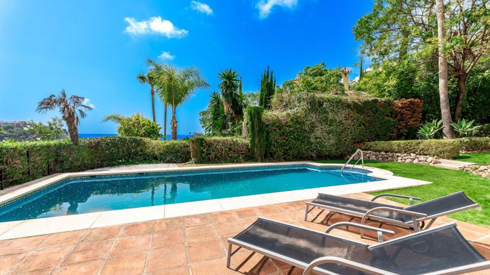 Image No.2-4 Bed Villa for sale